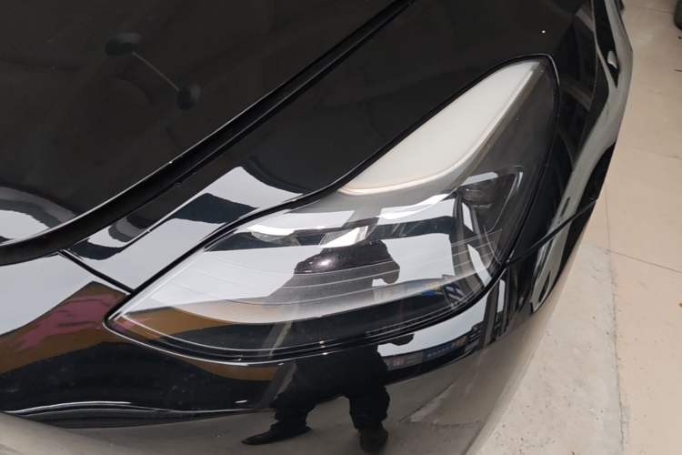 Used Tesla Model Y 2022 Long-Range All-Wheel-Drive Version Left Front Headlight