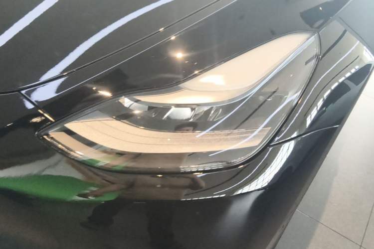 Used Tesla Model Y 2022 Performance High-Performance All-Wheel-Drive Version Left Front Headlight
