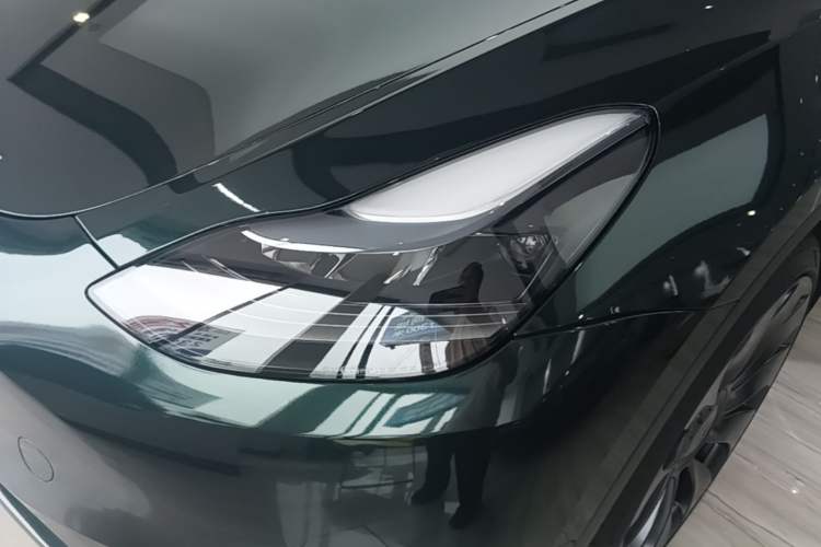 Used Tesla Model Y 2022 Performance High-Performance All-Wheel-Drive Version Left Front Headlight