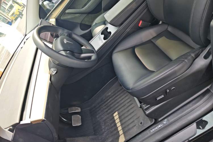 Used Tesla Model Y 2022 Revised Version Rear-Wheel Drive Left Front Seat