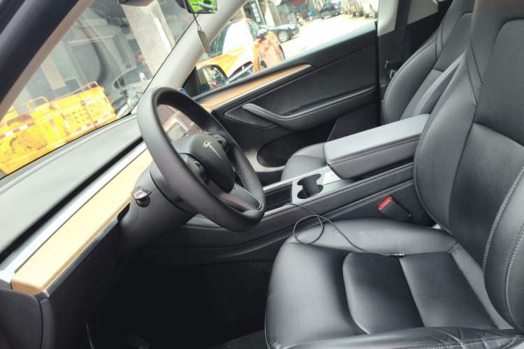 Used Tesla Model Y 2022 Revised Version Rear-Wheel Drive Left Front Seat