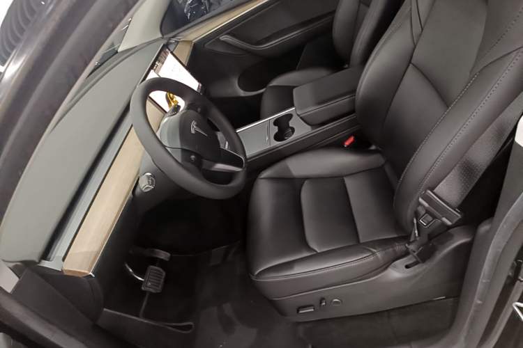 Used Tesla Model Y 2022 Revised Version Rear-Wheel Drive Left Front Seat