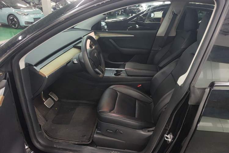 Used Tesla Model Y 2022 Revised Version Long-Range All-Wheel Drive Left Front Seat