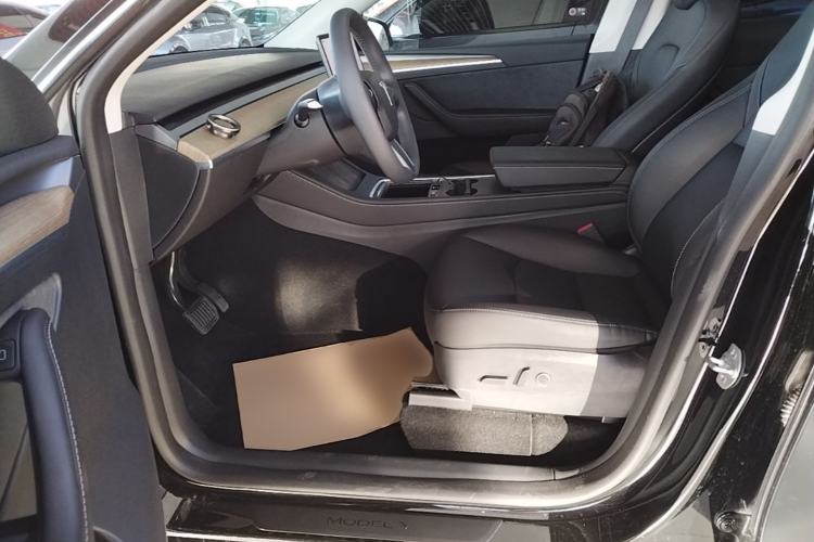 Used Tesla Model Y 2022 Revised Version Rear-Wheel Drive Left Front Seat