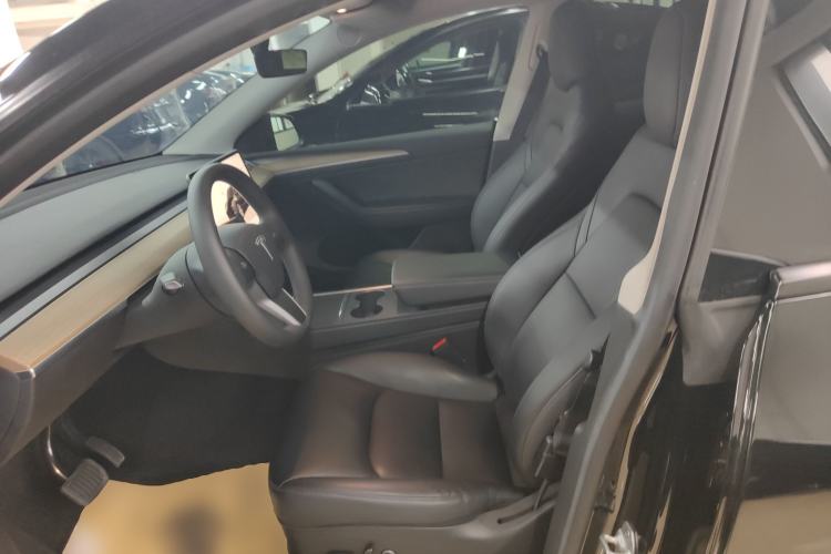 Used Tesla Model Y 2022 Revised Version Long-Range All-Wheel Drive Left Front Seat