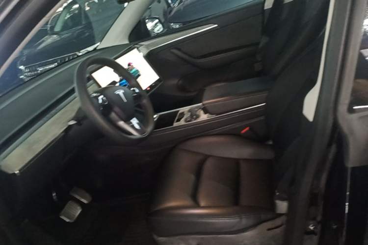 Used Tesla Model Y 2022 Revised Version Rear-Wheel Drive Left Front Seat