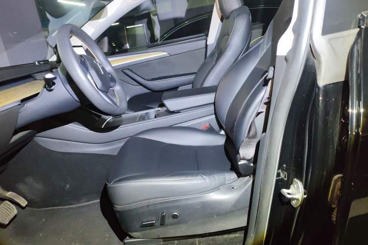 Used Tesla Model Y 2022 Revised Version Rear-Wheel Drive Left Front Seat