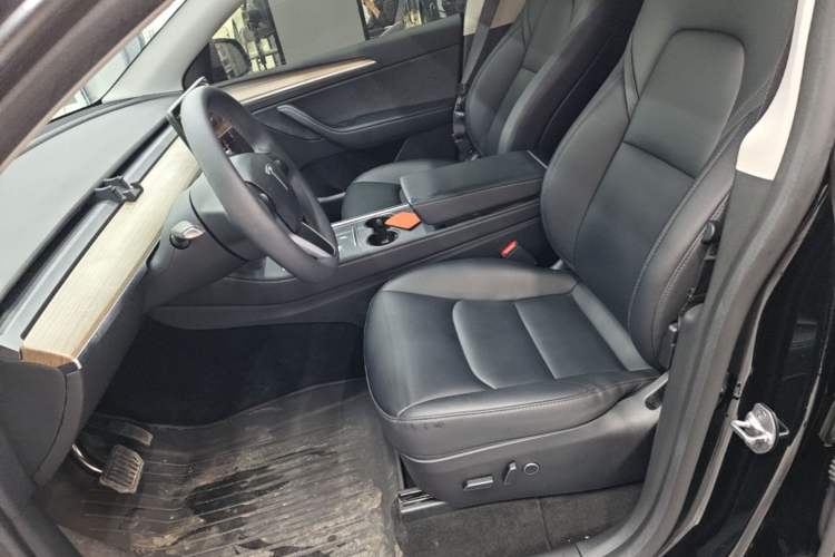 Used Tesla Model Y 2022 Revised Version Long-Range All-Wheel Drive Left Front Seat