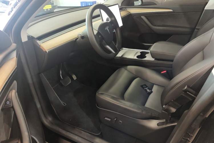Used Tesla Model Y 2022 Revised Version Rear-Wheel Drive Left Front Seat