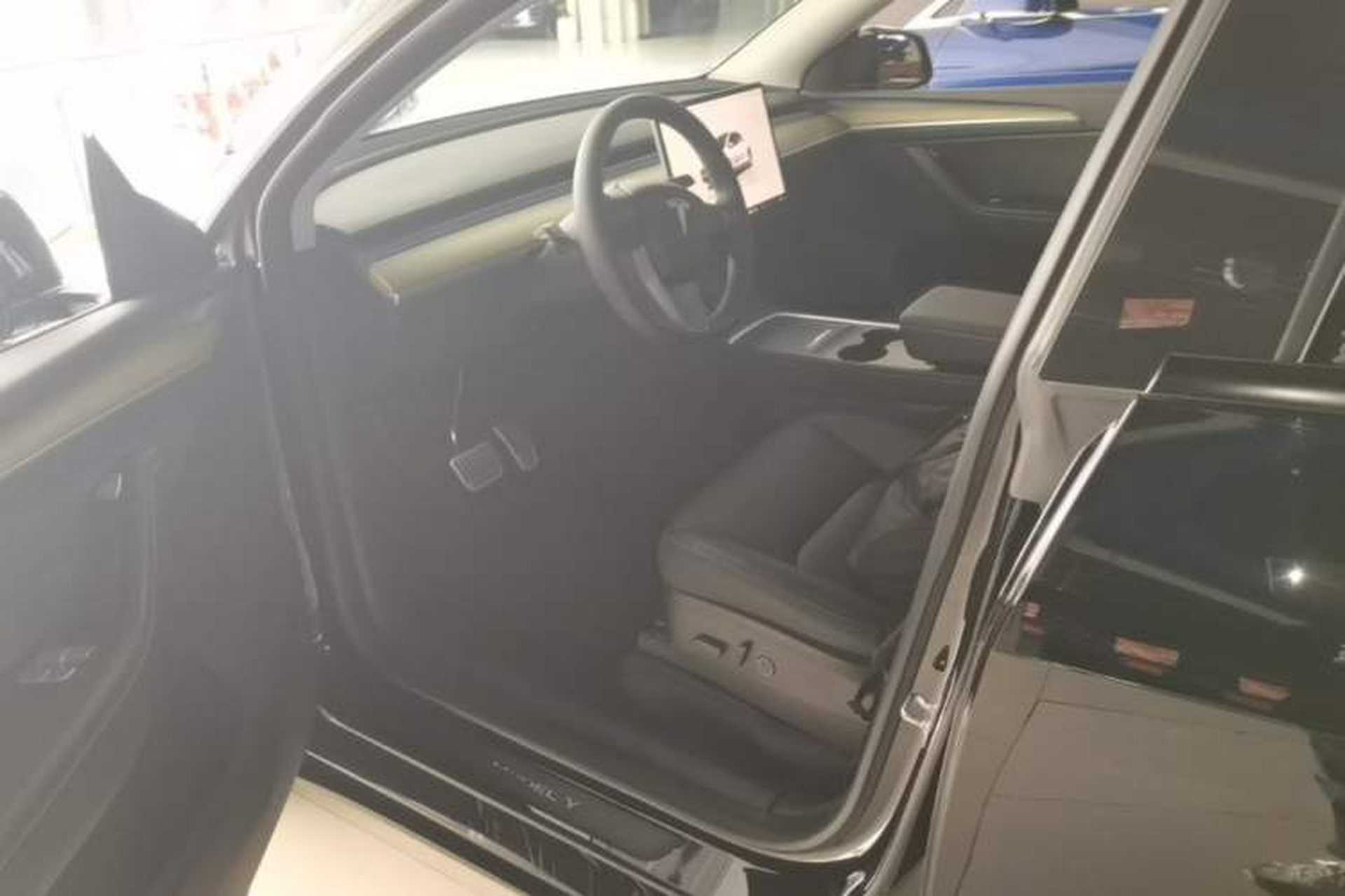 Used Tesla Model Y 2022 Revised Version Long-Range All-Wheel Drive Left Front Seat