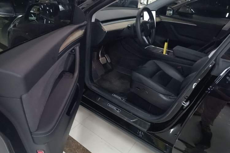 Used Tesla Model Y 2022 Revised Version Rear-Wheel Drive Left Front Seat