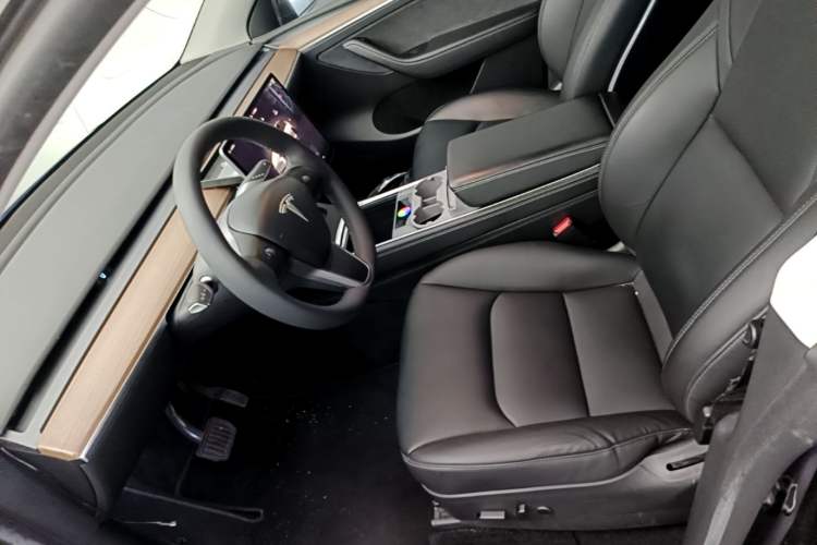 Used Tesla Model Y 2022 Revised Version Rear-Wheel Drive Left Front Seat