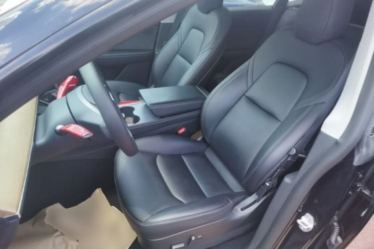 Used Tesla Model Y 2022 Performance High-Performance All-Wheel-Drive Version Left Front Seat