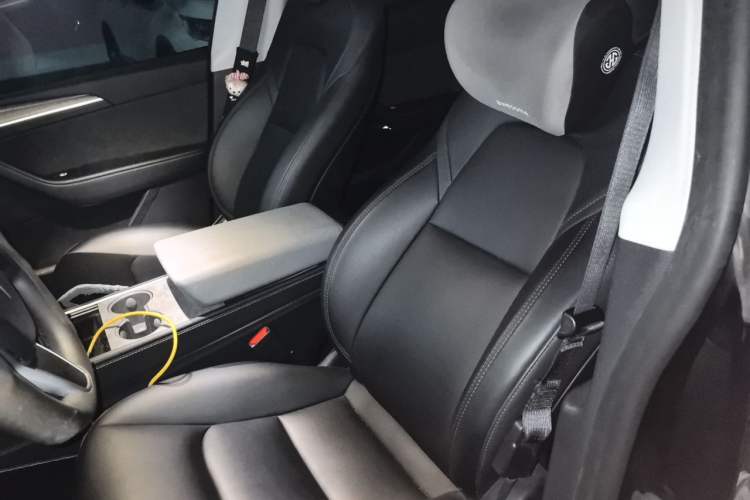 Used Tesla Model Y 2022 Revised Version Rear-Wheel Drive Left Front Seat