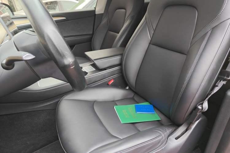 Used Tesla Model Y 2022 Rear-Wheel-Drive Version Left Front Seat