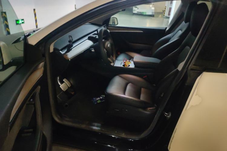 Used Tesla Model Y 2022 Performance High-Performance All-Wheel-Drive Version Left Front Seat