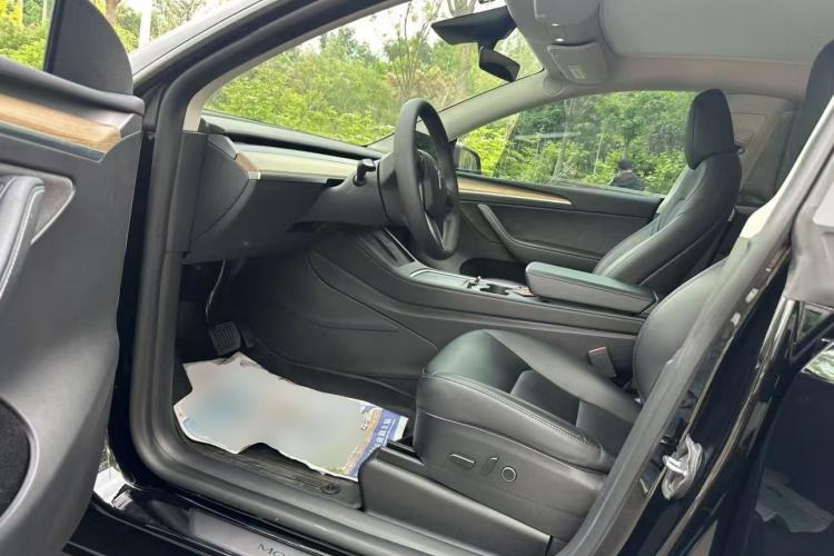 Used Tesla Model Y 2022 Revised Version Long-Range All-Wheel Drive Left Front Seat
