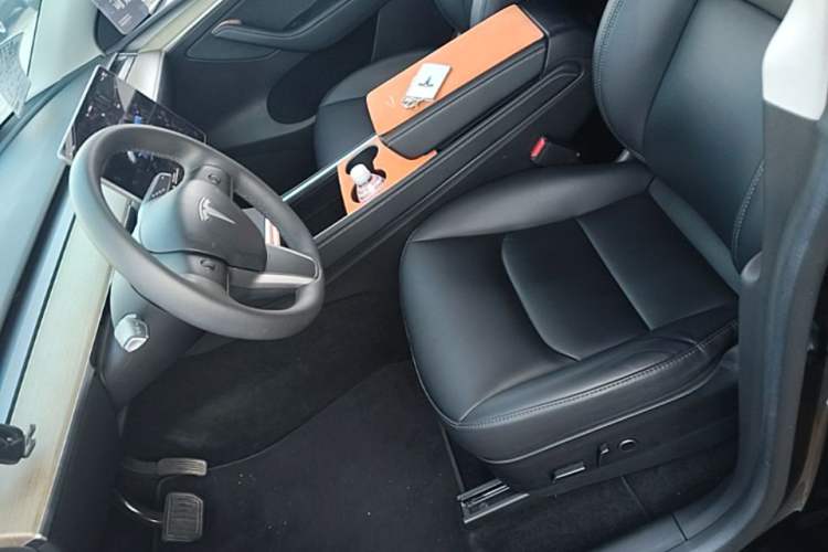 Used Tesla Model Y 2022 Revised Version Rear-Wheel Drive Left Front Seat