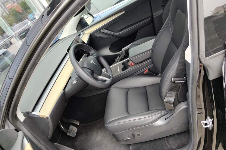 Used Tesla Model Y 2022 Revised Version Rear-Wheel Drive Left Front Seat