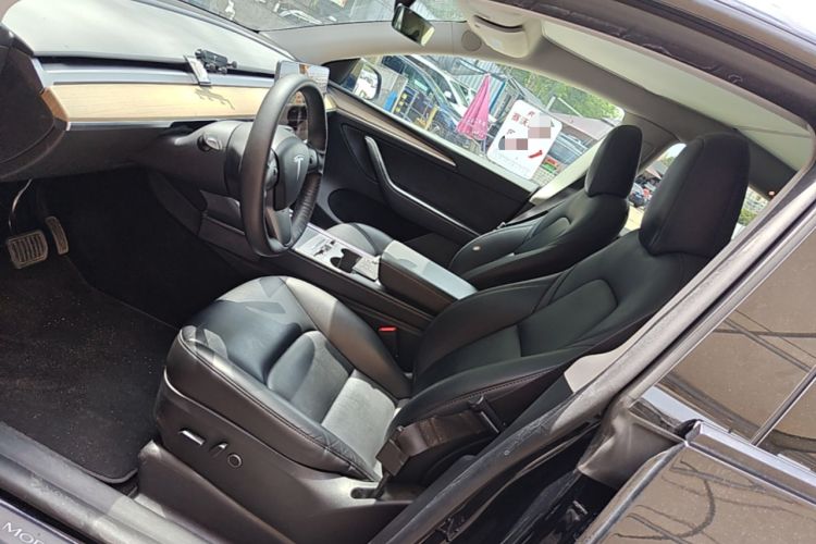 Used Tesla Model Y 2022 Revised Version Long-Range All-Wheel Drive Left Front Seat