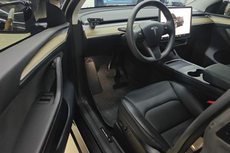 Used Tesla Model Y 2022 Revised Version Rear-Wheel Drive Left Front Seat