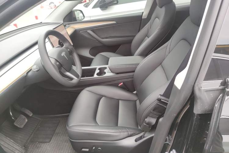 Used Tesla Model Y 2022 Revised Version Long-Range All-Wheel Drive Left Front Seat