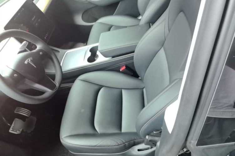 Used Tesla Model Y 2022 Performance High-Performance All-Wheel-Drive Version Left Front Seat