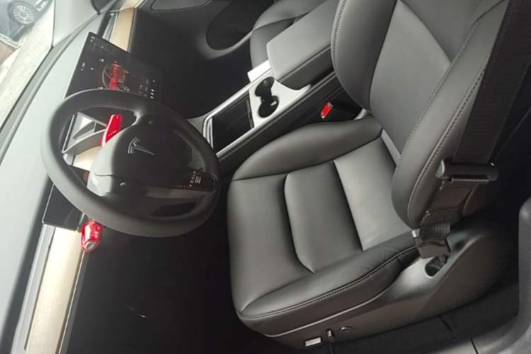Used Tesla Model Y 2022 Revised Version Rear-Wheel Drive Left Front Seat