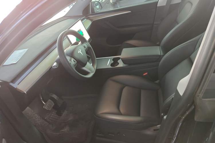 Used Tesla Model Y 2022 Revised Version Rear-Wheel Drive Left Front Seat