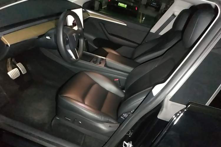 Used Tesla Model Y 2022 Performance High-Performance All-Wheel-Drive Version Left Front Seat