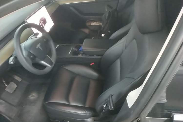 Used Tesla Model Y 2022 Revised Version Rear-Wheel Drive Left Front Seat