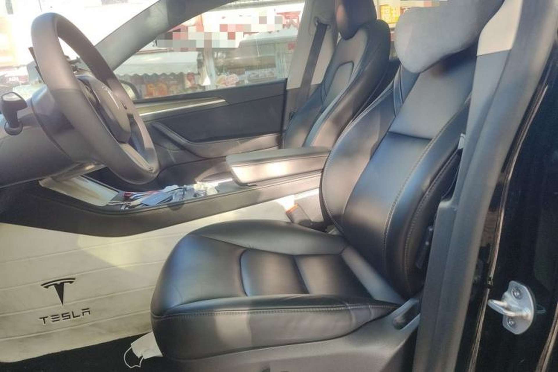 Used Tesla Model Y 2022 Revised Version Long-Range All-Wheel Drive Left Front Seat