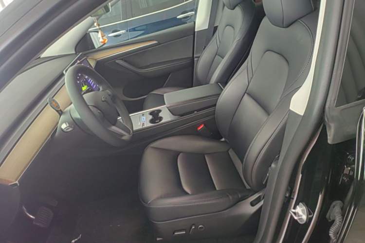 Used Tesla Model Y 2022 Revised Version Rear-Wheel Drive Left Front Seat