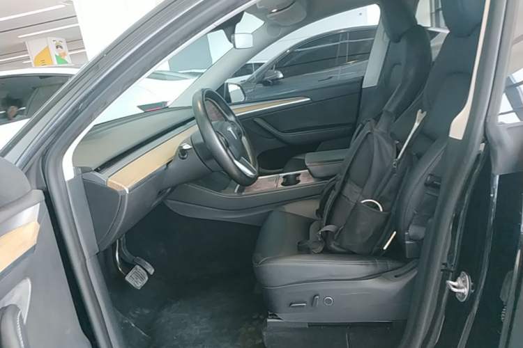 Used Tesla Model Y 2022 Revised Version Rear-Wheel Drive Left Front Seat