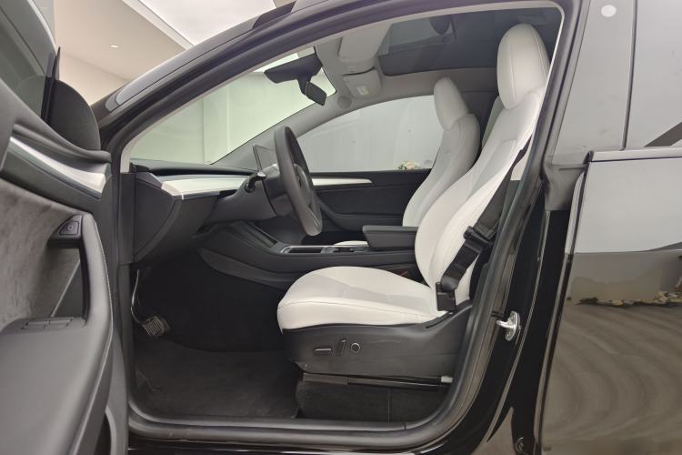Used Tesla Model Y 2022 Revised Version Rear-Wheel Drive Left Front Seat