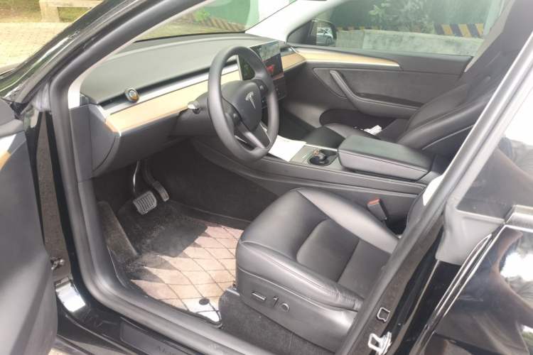 Used Tesla Model Y 2022 Revised Version Rear-Wheel Drive Left Front Seat