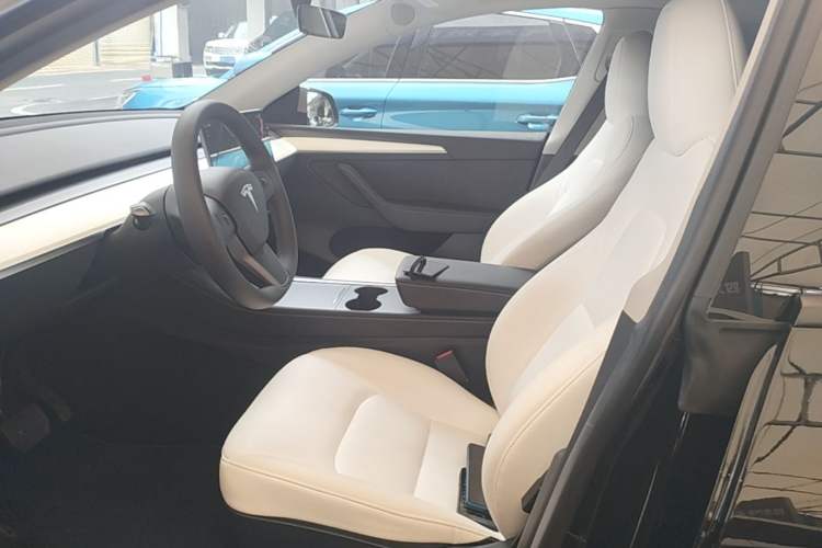 Used Tesla Model Y 2022 Revised Version Long-Range All-Wheel Drive Left Front Seat