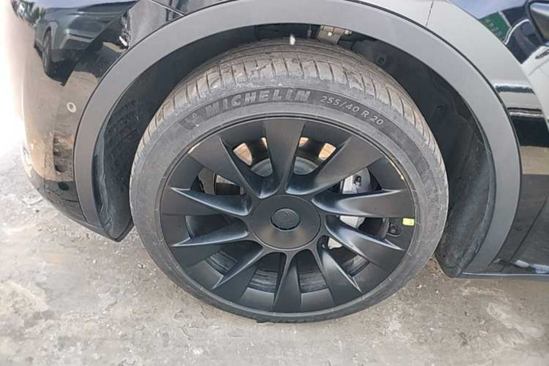 Used Tesla Model Y 2022 Revised Version Long-Range All-Wheel Drive Left Front Wheel Hub