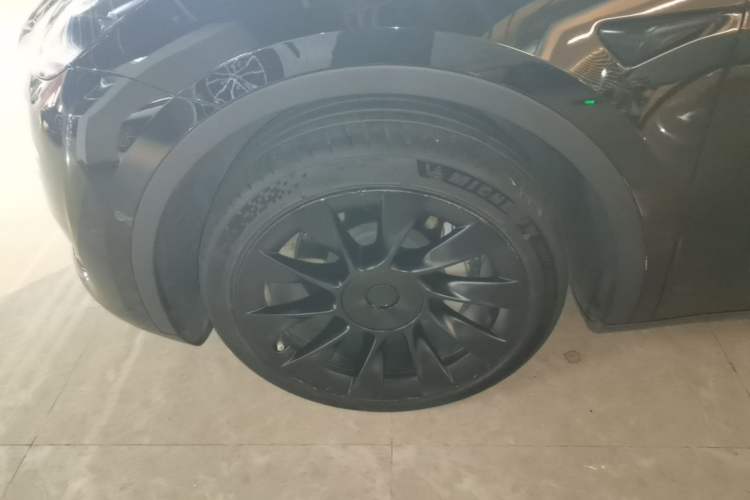 Used Tesla Model Y 2022 Revised Version Rear-Wheel Drive Left Front Wheel Hub