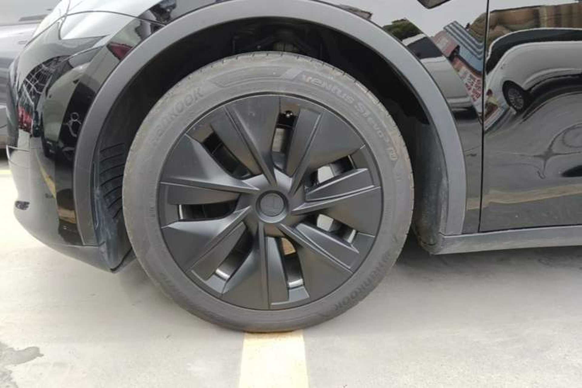 Used Tesla Model Y 2022 Revised Version Rear-Wheel Drive Left Front Wheel Hub