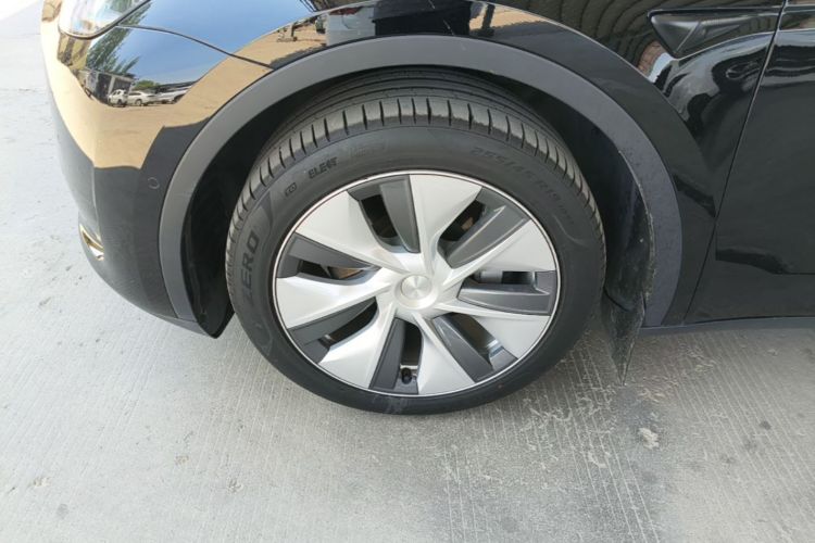 Used Tesla Model Y 2022 Revised Version Rear-Wheel Drive Left Front Wheel Hub
