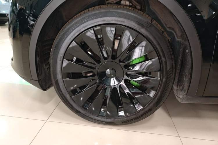 Used Tesla Model Y 2022 Revised Version Long-Range All-Wheel Drive Left Front Wheel Hub