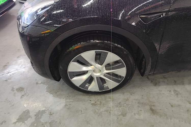 Used Tesla Model Y 2022 Revised Version Rear-Wheel Drive Left Front Wheel Hub