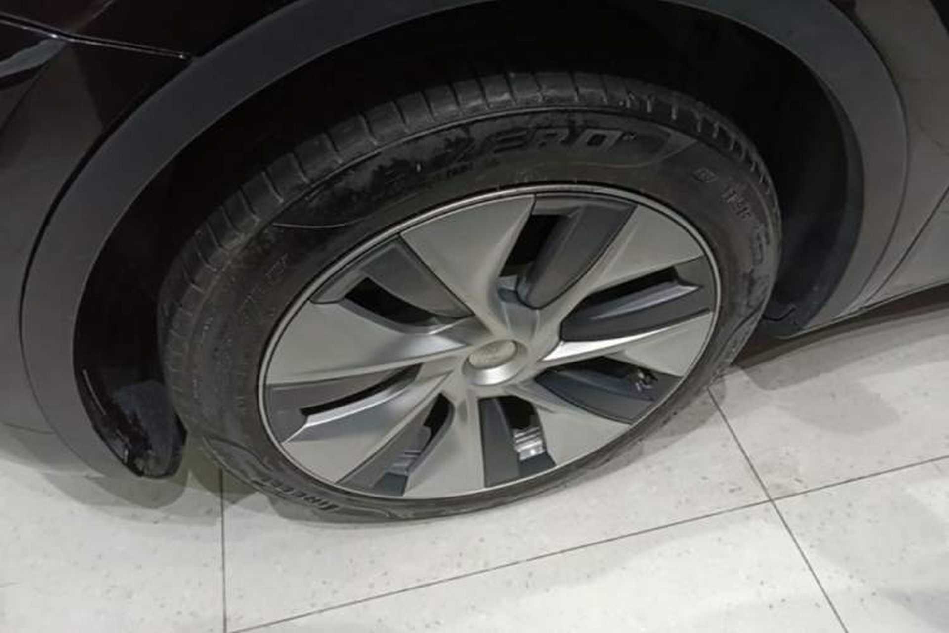Used Tesla Model Y 2022 Revised Version Rear-Wheel Drive Left Front Wheel Hub