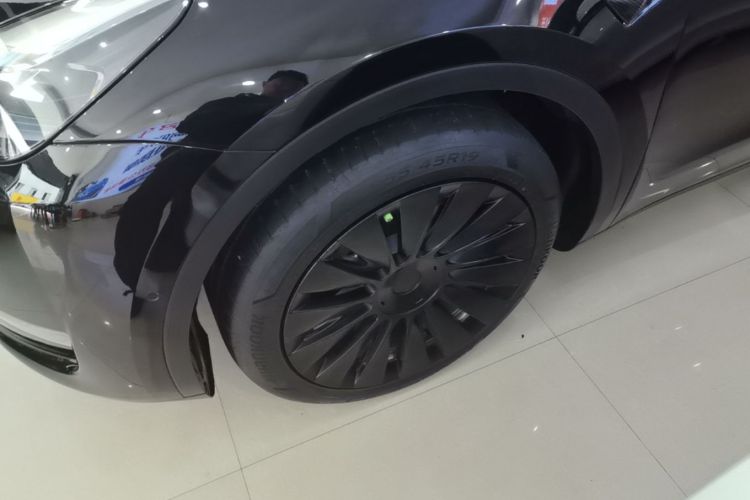 Used Tesla Model Y 2022 Revised Version Long-Range All-Wheel Drive Left Front Wheel Hub