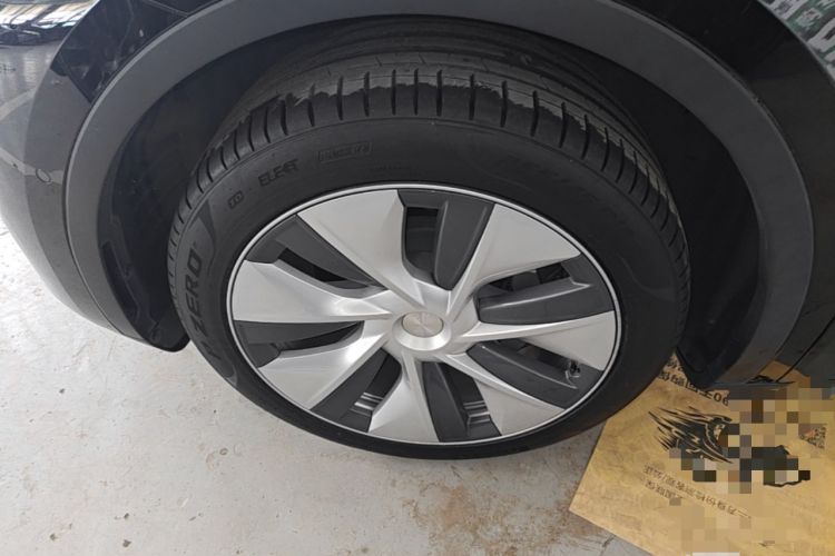 Used Tesla Model Y 2022 Revised Version Rear-Wheel Drive Left Front Wheel Hub