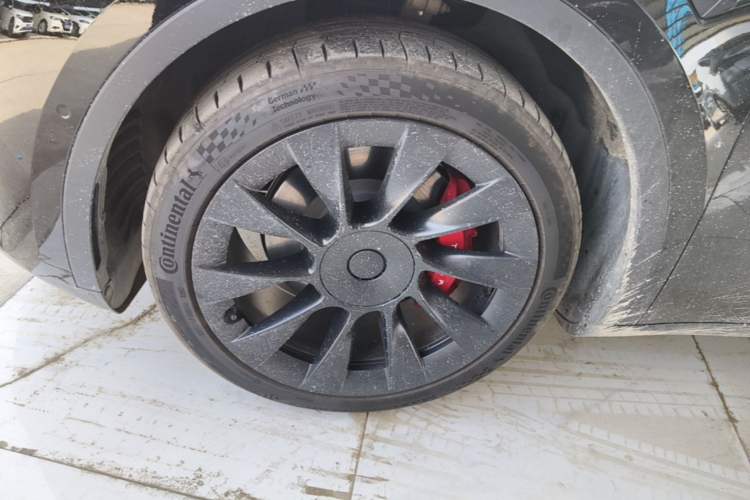 Used Tesla Model Y 2022 Revised Version Rear-Wheel Drive Left Front Wheel Hub