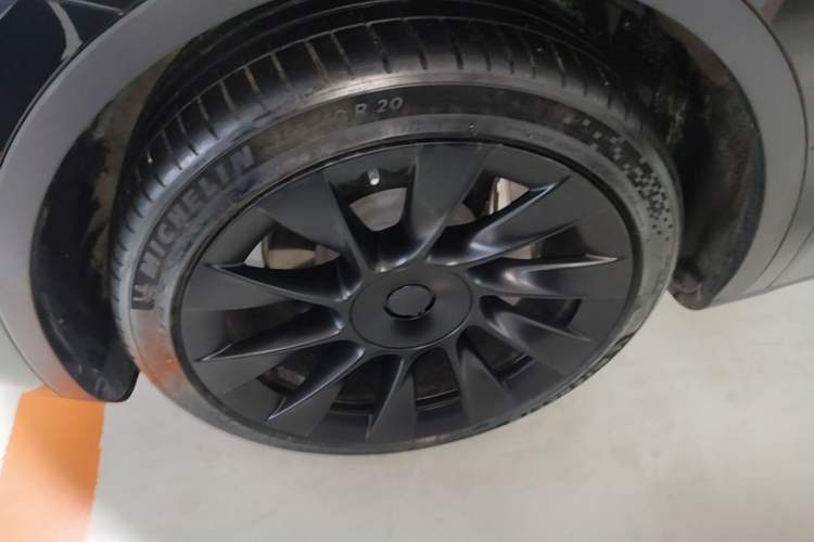 Used Tesla Model Y 2022 Revised Version Long-Range All-Wheel Drive Left Front Wheel Hub