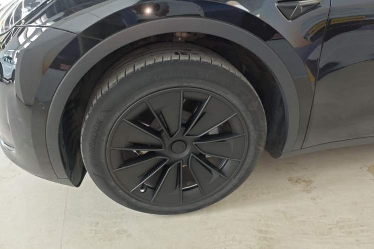 Used Tesla Model Y 2022 Revised Version Rear-Wheel Drive Left Front Wheel Hub