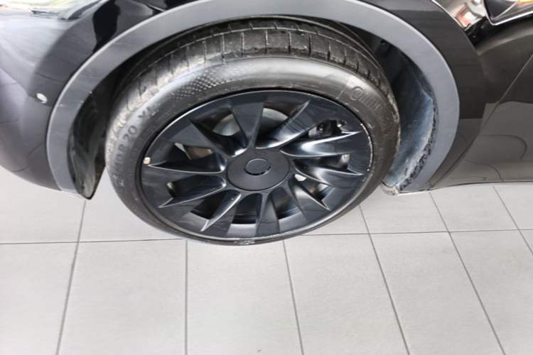 Used Tesla Model Y 2022 Revised Version Rear-Wheel Drive Left Front Wheel Hub